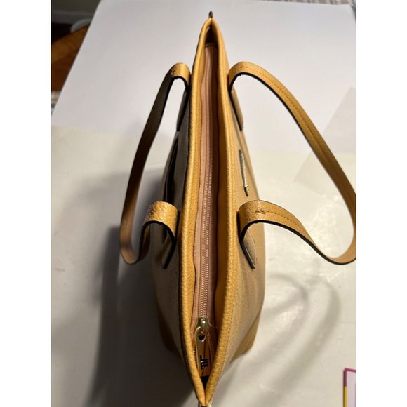 Women's London Fog Kinsley Tote Bag Yellow - Picture 4 of 10